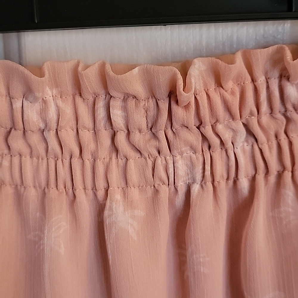 Beautiful Lauren Conrad skirt, women's large. Salmon colored. - Picture 4 of 9